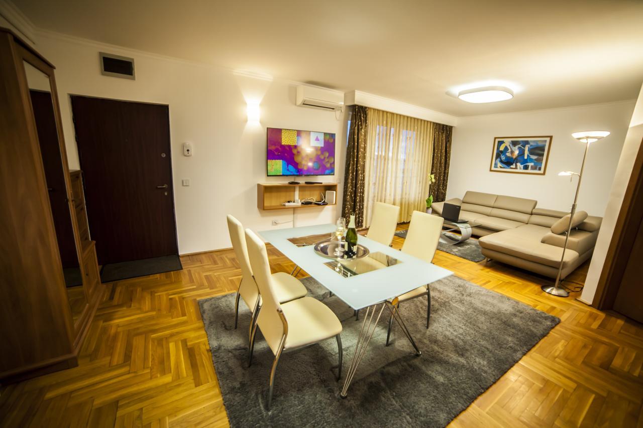 Business Class Apartment 克卢日-纳波卡 外观 照片